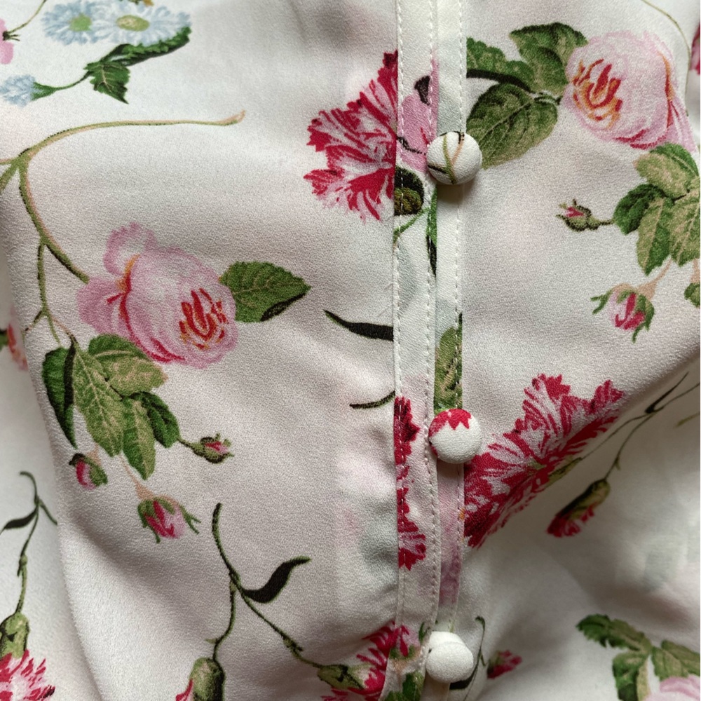 Express Floral Off-Shoulder Blouse - Pink and Green - Picture 3 of 10